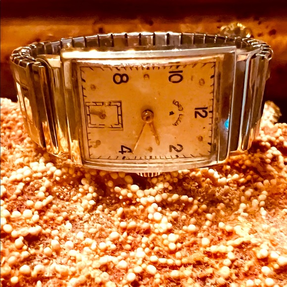 Lord Elgin Accessories Vintage Lord Elgin Solid 4k Gold Watch With